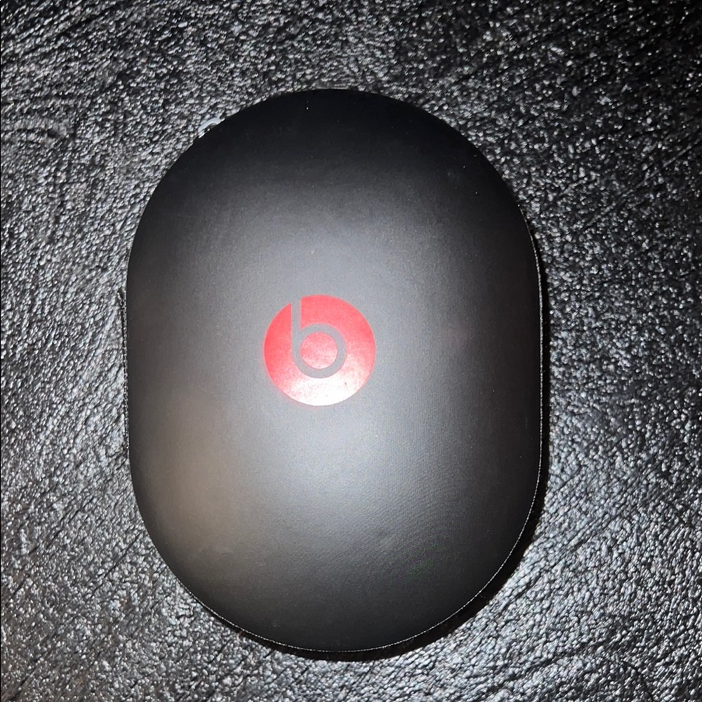 Beats Black Wireless Headphones